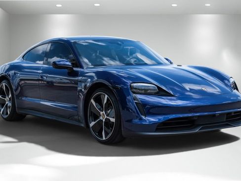 Used 2021 Porsche Taycan 4S w/ Premium Package AWD/4WD image 6