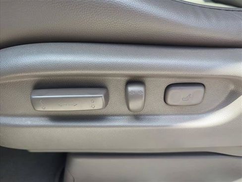 Used 2016 Honda Odyssey Touring Elite image 28