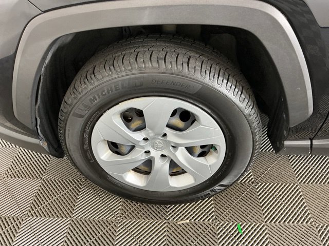 Used 2019 Toyota RAV4 LE w/ All Weather Liner Package AWD/4WD image 28