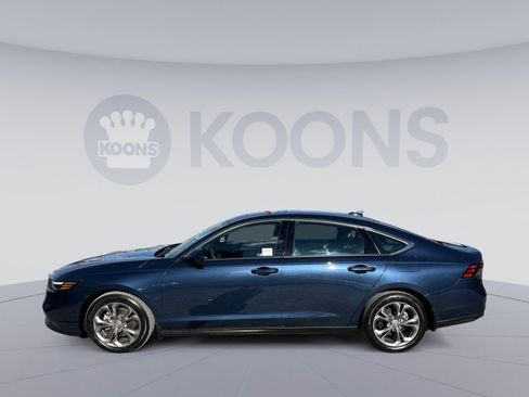 Used 2024 Honda Accord EX image 2