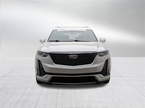 Certified 2023 Cadillac XT6 Premium Luxury image 2