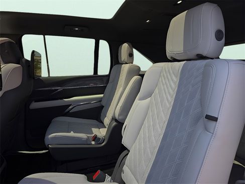 New 2026 Cadillac Escalade IQ Luxury 1 w/ LPO, Floor Liner Package image 16