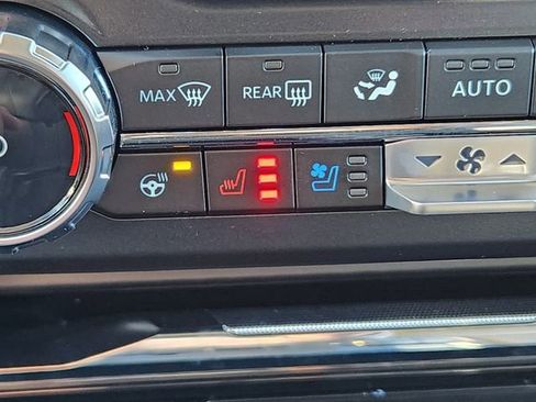 New 2026 Ford F250 Lariat w/ Black Appearance Package image 26