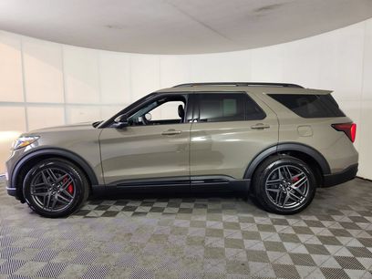 New 2026 Ford Explorer ST w/ Sun And Sound Package