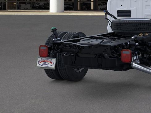 New 2025 Ford F550 4x4 Crew Cab Super Duty image 21