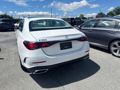 Used 2024 Mercedes-Benz E 350 4MATIC Sedan image 12