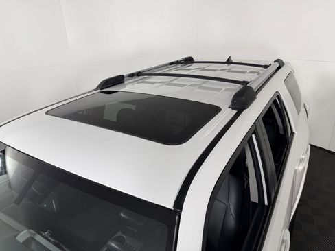 Used 2015 Toyota 4Runner SR5 Premium image 13