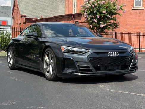 Used 2023 Audi e-tron GT Premium Plus AWD/4WD image 7