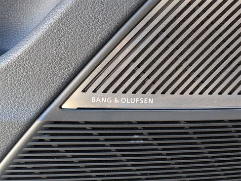 Used 2022 Audi RS Q8 image 15