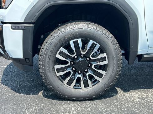 New 2026 GMC Sierra 2500 Denali Ultimate w/ Snow Plow Prep/Camper Package AWD/4WD image 13