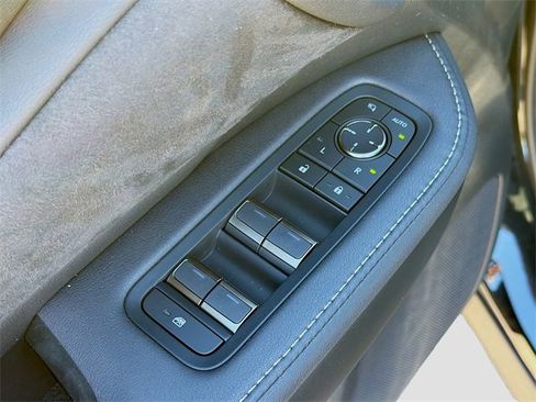 New 2026 Lexus TX 500h AWD image 26