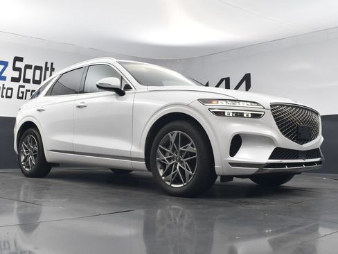 Used 2025 Genesis GV70 2.5T AWD/4WD image 23