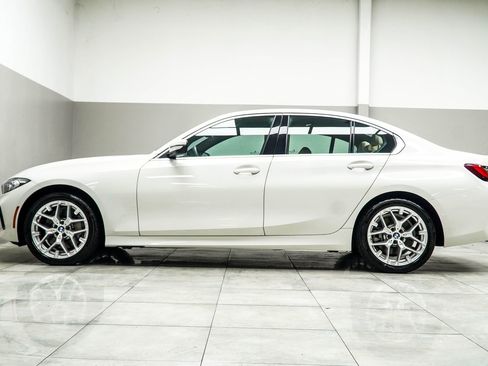 Used 2025 BMW 330i xDrive Sedan AWD/4WD image 9