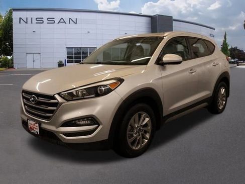 Used 2017 Hyundai Tucson SE image 4