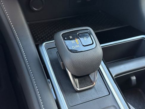 New 2026 Nissan Pathfinder SV image 19