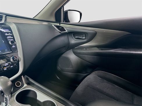 Used 2015 Nissan Murano SV w/ Cargo Package image 23