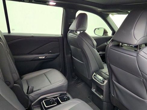 Used 2025 Lexus TX 350 AWD w/ Technology Package image 24