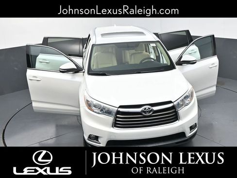 Used 2016 Toyota Highlander Limited image 34