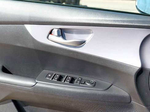 Certified 2024 Kia Forte LXS image 21