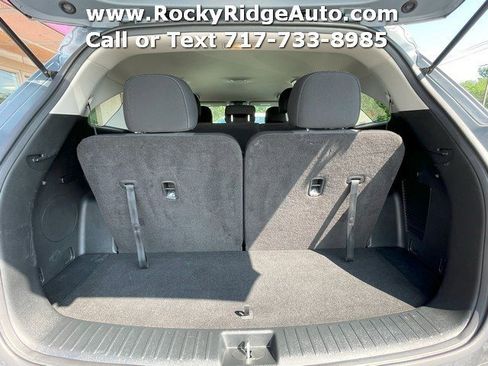 Used 2022 Kia Sorento LX image 17