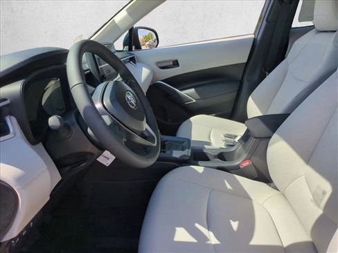 New 2026 Toyota Corolla Cross LE FWD image 4