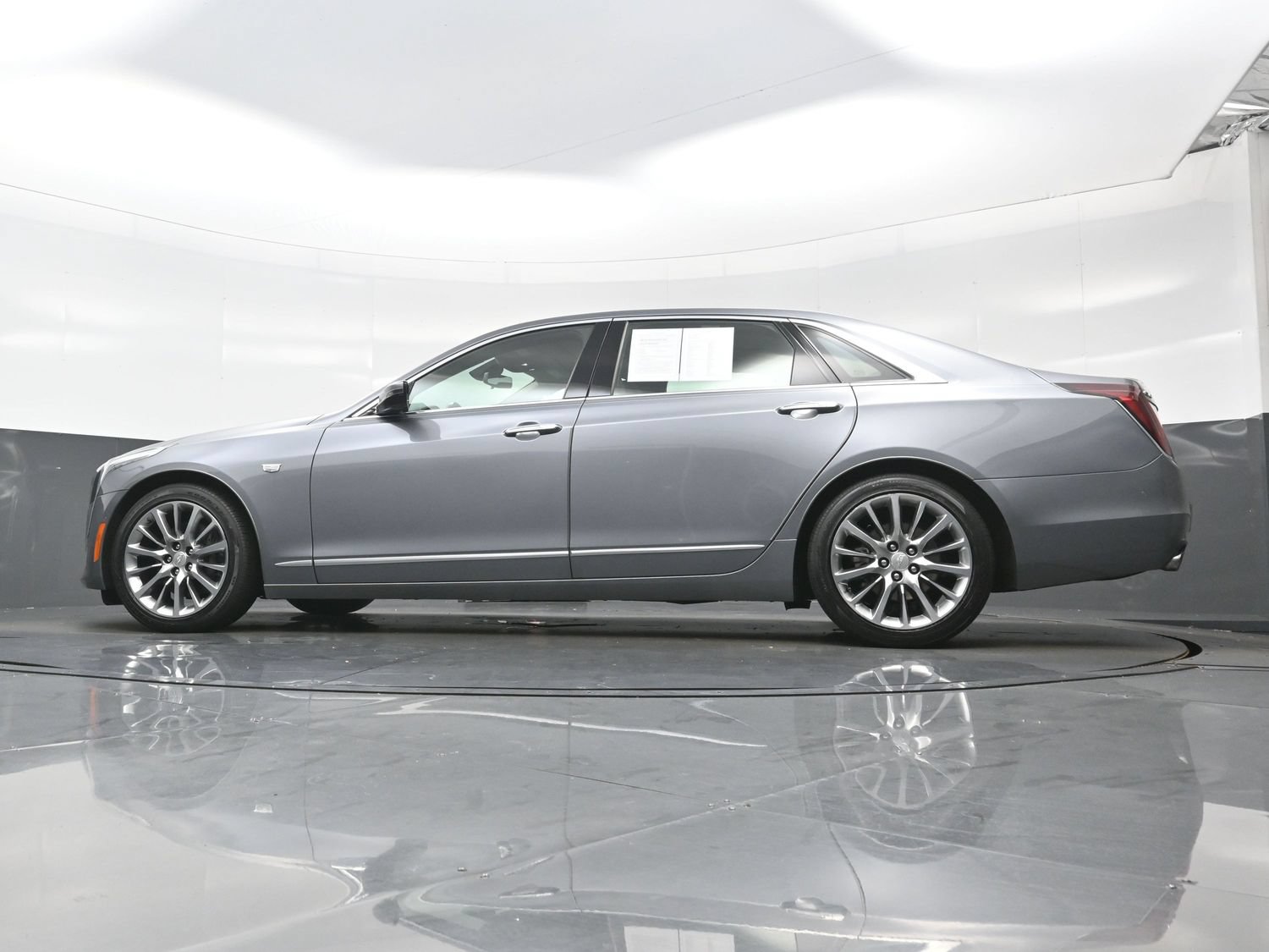 Used 2018 Cadillac CT6 Luxury AWD/4WD image 29