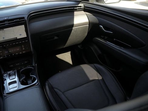 Used 2024 Hyundai Tucson Limited image 25