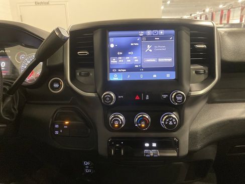 Used 2022 RAM 2500 Big Horn image 13