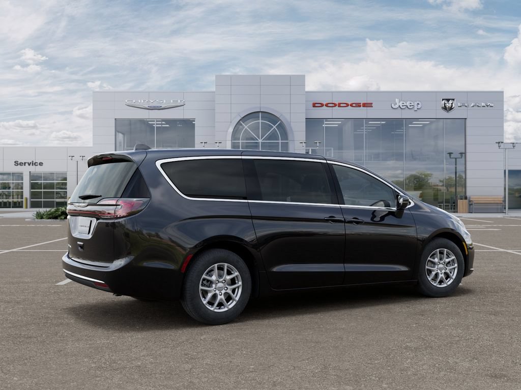 New 2026 Chrysler Pacifica Select FWD image 4