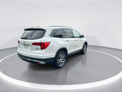 Used 2016 Honda Pilot Elite image 9