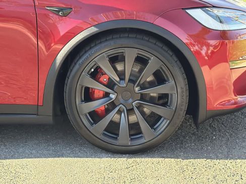 Used 2023 Tesla Model X Plaid image 37