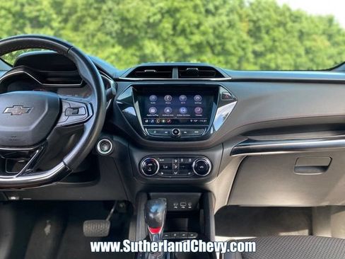 Used 2021 Chevrolet TrailBlazer RS w/ Convenience Package FWD image 22
