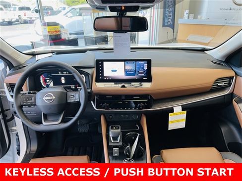 New 2026 Nissan Rogue Platinum image 4