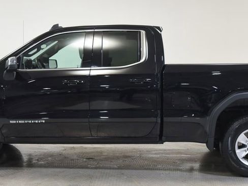 Used 2023 GMC Sierra 1500 SLE AWD/4WD image 10