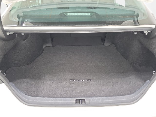 Certified 2024 Toyota Camry SE FWD image 31
