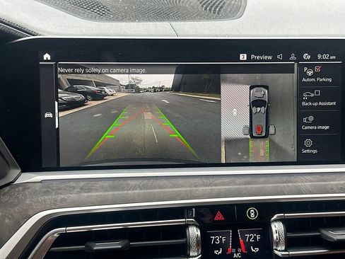 Used 2022 BMW X7 M50i w/ Dynamic Handling Package image 6