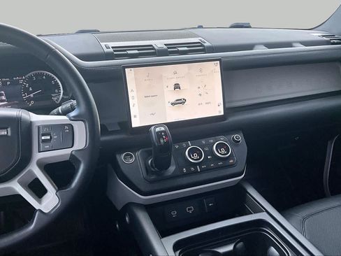 Used 2023 Land Rover Defender 110 S AWD/4WD image 6