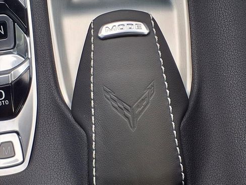 Used 2024 Chevrolet Corvette Stingray Preferred Cpe w/ Z51 Performance Package image 11