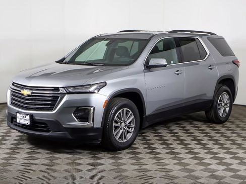Used 2023 Chevrolet Traverse LT AWD/4WD image 9