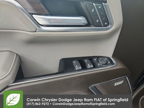 Used 2022 GMC Sierra 1500 SLT w/ SLT Convenience Package image 21