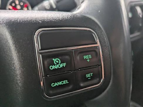 Used 2017 Jeep Wrangler Unlimited Rubicon w/ Connectivity Group AWD/4WD image 13