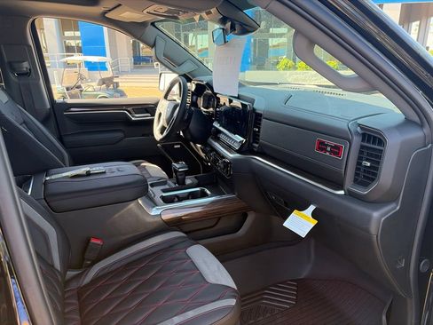 New 2026 Chevrolet Silverado 1500 RST AWD/4WD image 13