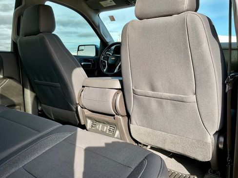 Used 2019 Chevrolet Silverado 1500 LT w/ Texas Edition AWD/4WD image 27