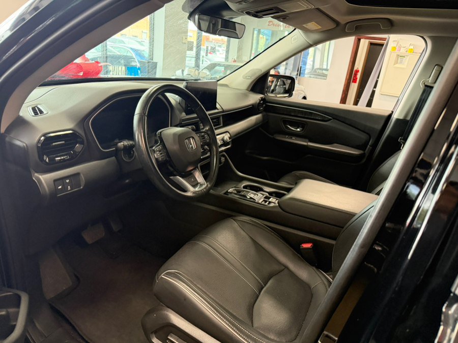 Used 2023 Honda Pilot Elite image 34