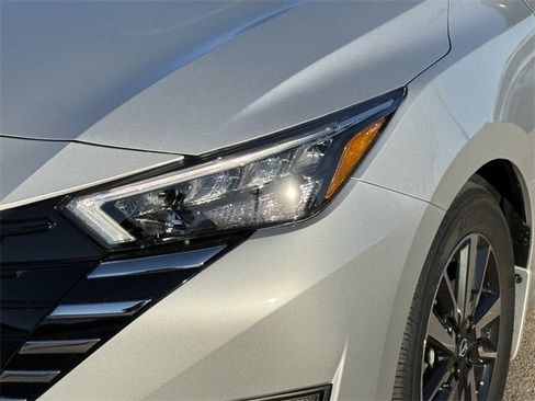 Certified 2025 Nissan Versa S w/ S Plus Package image 5