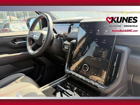 New 2026 GMC Yukon XL AT4 Ultimate w/ LPO, Floor Liner Package AWD/4WD image 42