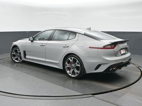 Used 2019 Kia Stinger GT2 image 5