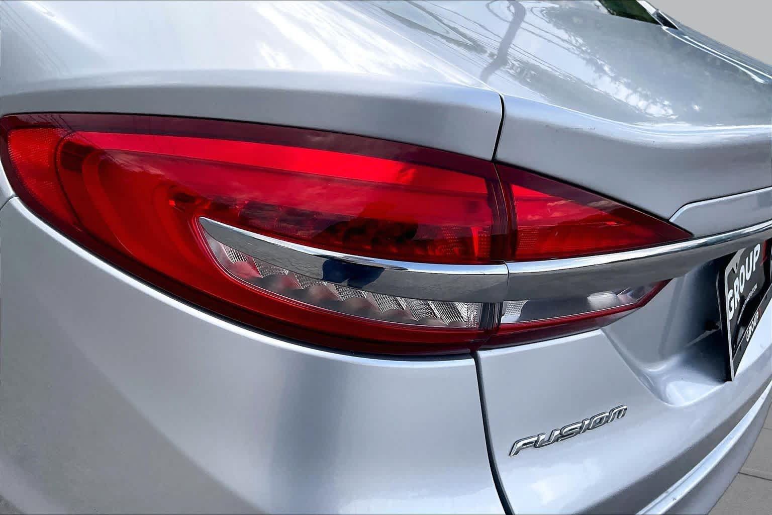 Used 2018 Ford Fusion S FWD image 28