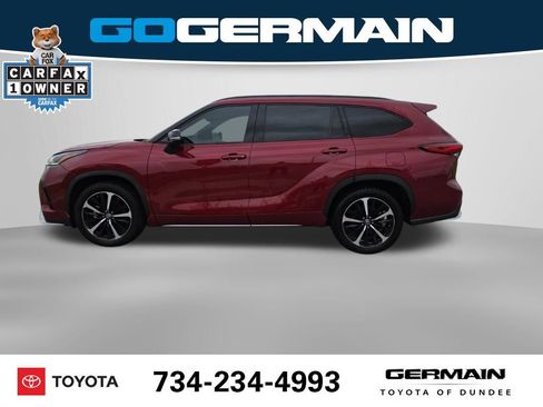 Used 2021 Toyota Highlander XSE FWD image 12