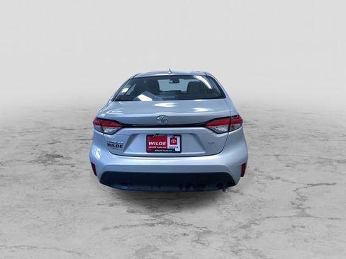Certified 2025 Toyota Corolla LE image 8